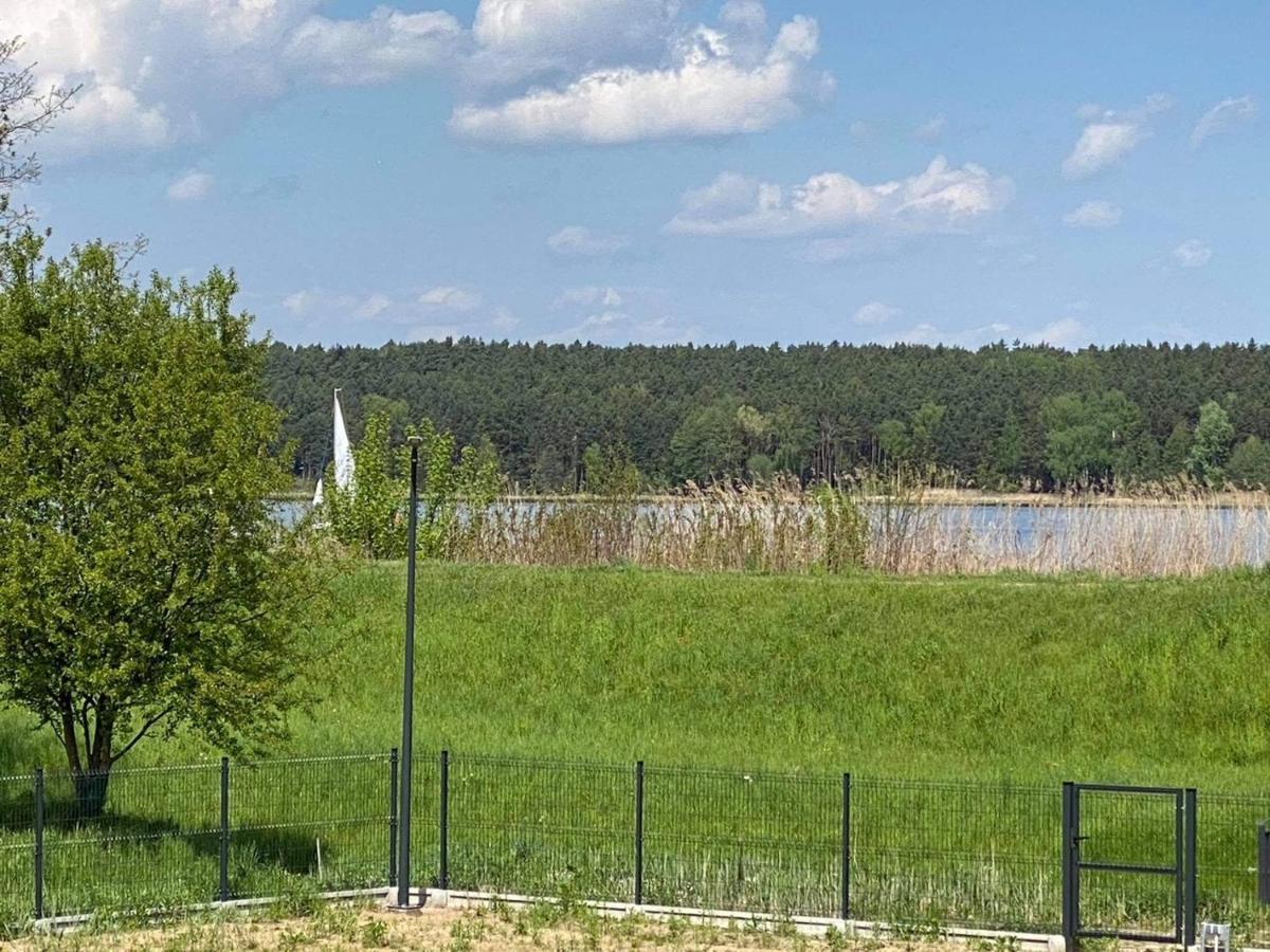 Apartamenty Pod Zaglami Zegrze Exteriör bild