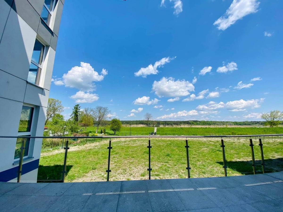 Apartamenty Pod Zaglami Zegrze Exteriör bild