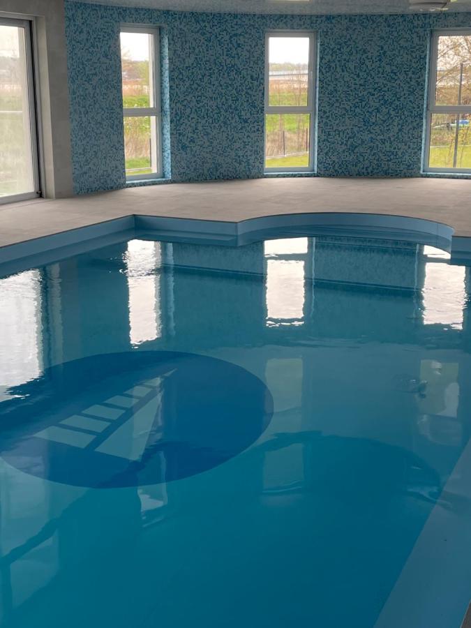 Apartamenty Pod Zaglami Zegrze Exteriör bild